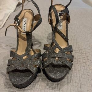 Women’s dressy shoes